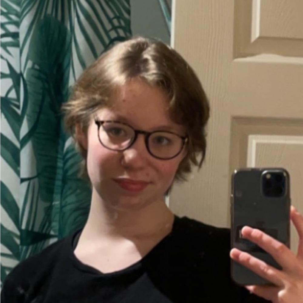 Meet your Posher, Deborah